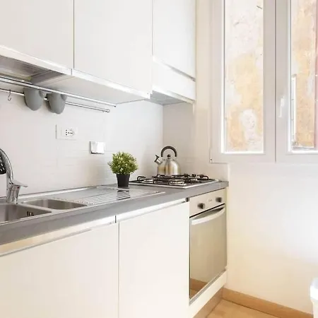 New Love Apartment *